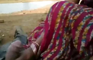 XXX مرد به دختر حمله کرد و او را زد.