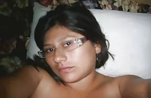 XXX دخترک معصوم, اغوا شده توسط یک دوست در ماشین جدید خود