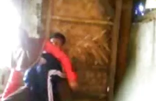XXX جوراب ساق بلند بانوی بالغ گمراه لوله کش جوان