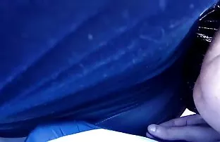 XXX آلمان با لمس لاتکس هیجان زده است