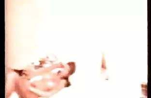 XXX ورزش ها برهنه و نشان داد اشکال آبدار او