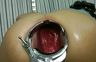 XXX دو جوجه آلمانی کوبیدن یک مرد در یک الاغ