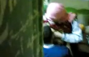 XXX آشپزخانه جنسی زن و شوهر نوجوان