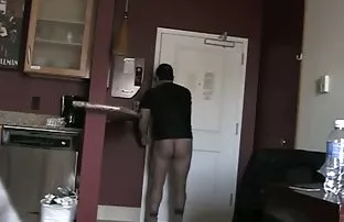 XXX شخص ساده و معصوم بالا باریک موافق به رابطه جنسی برای خمیر