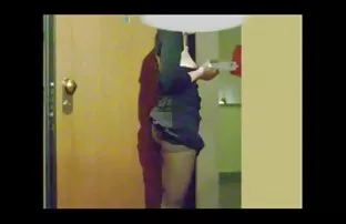 XXX مرد حزب دختر در احزاب ملاقات کرد و او را به خود گرفت