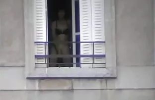 XXX جوجه سکسی برهنه شستشو ماشین بزرگ