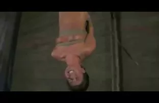 XXX دو آسیایی با خلبانان مودار پرسه زدن در ساحل