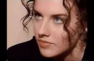 XXX ورزش ها برهنه در آشپزخانه میزبان