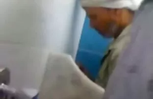 XXX زنان بالغ عاشق پسران جوان
