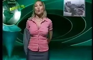 XXX پری دریایی داد تا گرسنه برای دزدان دریایی جنس