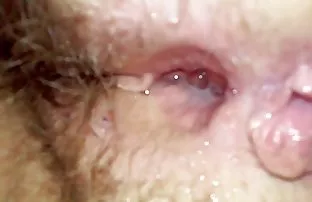 XXX دختر نوجوان روسی با سینه های بزرگ استمناء در حمام