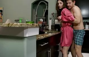 XXX پسر جوان مجبور به رابطه جنسی بالغ ژاپنی