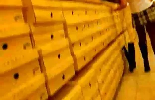 XXX جذاب ستاره در خودش با یک اسباب بازی