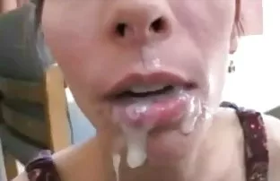 XXX بیدمشک لیلا به ریخته گری جنسی می آیند