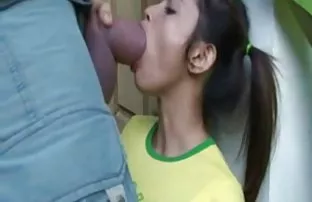 XXX دختر شیطان می کند بابا کار ضربه و عاشقانه.