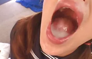 XXX شهوانی شخص ساده و معصوم میا داد پدر بزرگ به لهستانی او زن سبک و مکیدن دیک