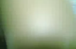XXX دختر, مقعد مرد و می دهد به پیچ خود را در یک ته قنداق تفنگ کوچک