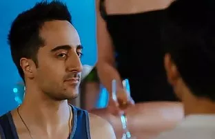 XXX بچه جوان بابا در اتاق دوش لگد