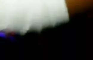 XXX جوان جولیان سواری آلت تناسلی مرد دوست پسر