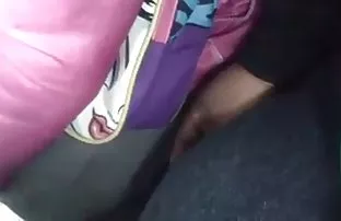 XXX دختر کمک می کند تا بچه ها فاک جوان ، ورزش ها زرق و برق دار در الاغ