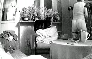 XXX دختر 18 ساله استمناء در اتاق خصوصی