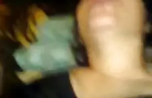 XXX سبزه قوی گوز خرده نان