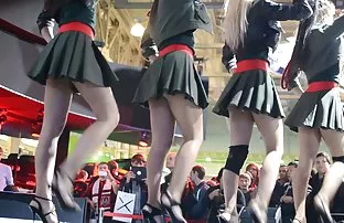 XXX دختر کوچولو به دو پر انرژی داده شد