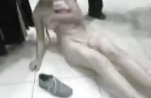 XXX لذت می برد بالغ دادن در تمام سوراخ رسیده خود را