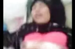 XXX دنی یک مربی در ورزشگاه ساخته شده