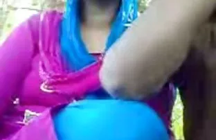 XXX من در یک مخزن ضخیم کشید و آن را به سمت وری صرف.